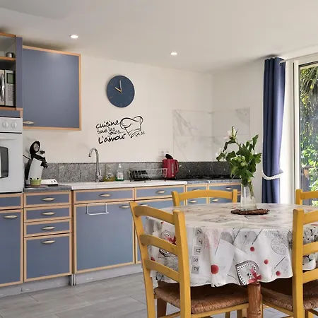 Vakantiehuis Au Fil De L'eau Chein-Dessus